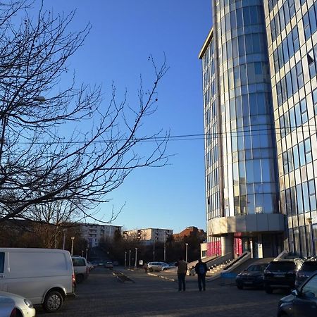 Apartament In Regim Hotelier Bacau Luaran gambar