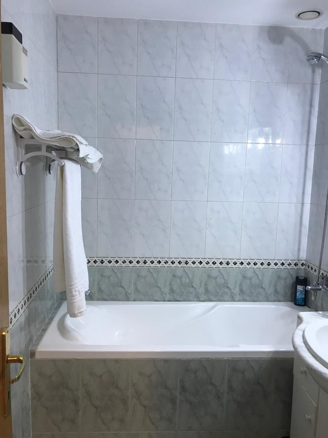 Apartament In Regim Hotelier Bacau Luaran gambar