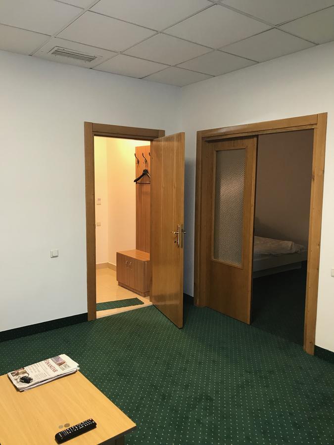 Apartament In Regim Hotelier Bacau Luaran gambar