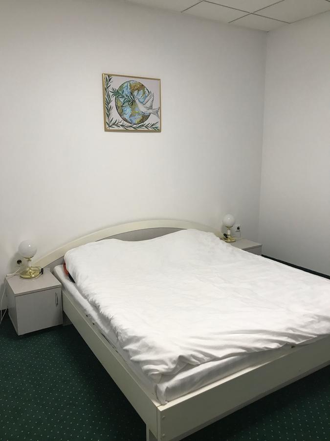 Apartament In Regim Hotelier Bacau Luaran gambar