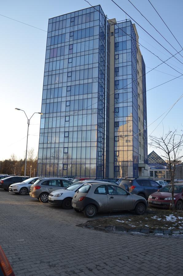 Apartament In Regim Hotelier Bacau Luaran gambar