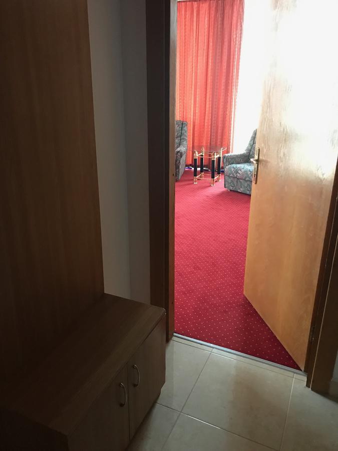 Apartament In Regim Hotelier Bacau Luaran gambar